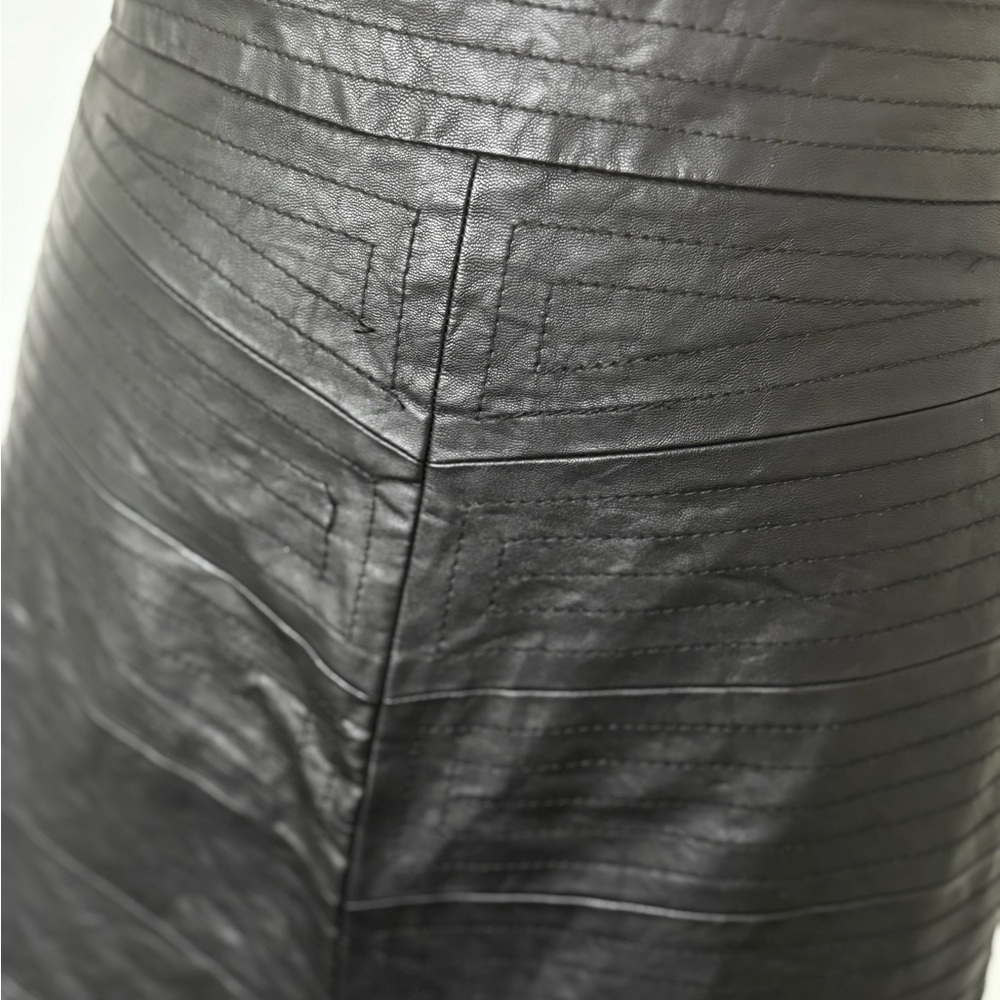 Elegant Black Leather Skirt